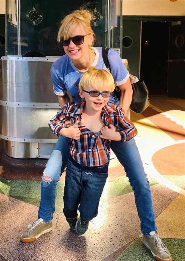 Chris Pratt and Anna Faris Divorce: The Untold Story Behind Their Split