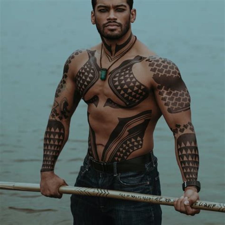 Exploring the World of Tribal Tattoos: History, Meaning, and Artistry