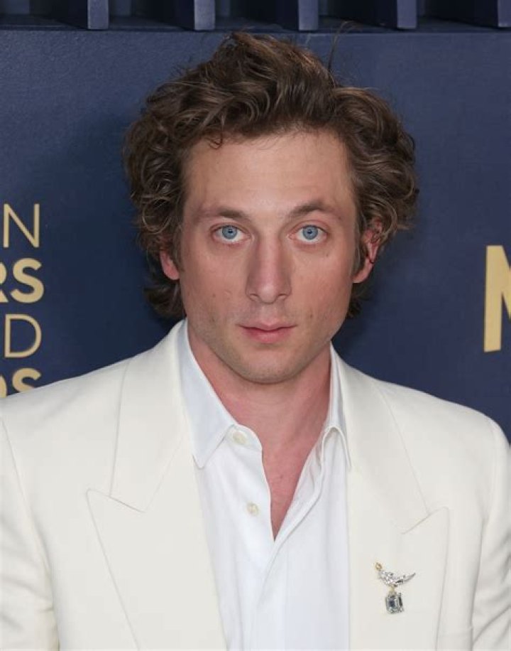 Jeremy Allen White: The Actor's Height and Impact on His Career