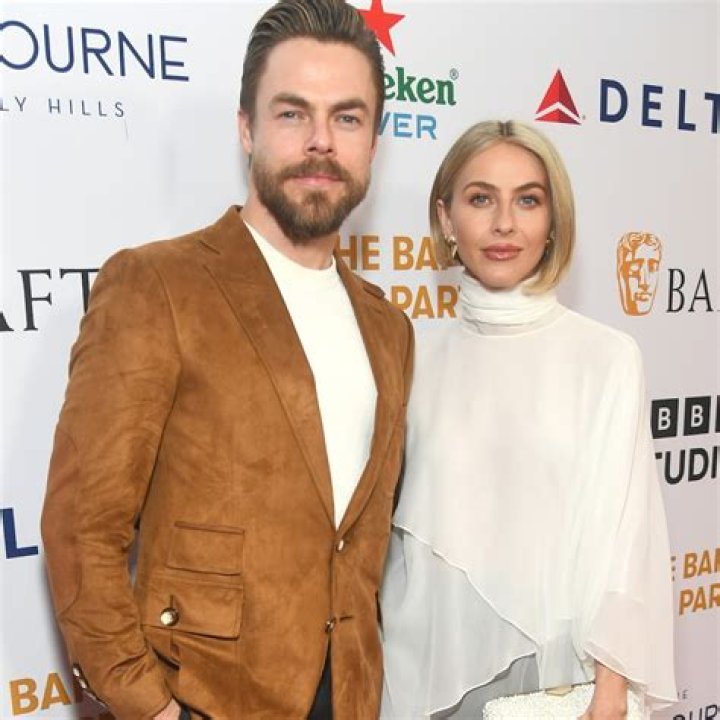 Julianne Hough in Swimsuit: A Stunning Journey Through Style, Confidence, and Inspiration