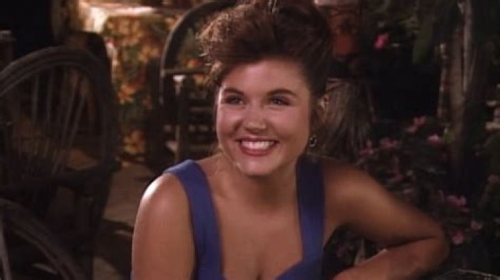 Kelly Kapowski: The Iconic Character from Saved by the Bell