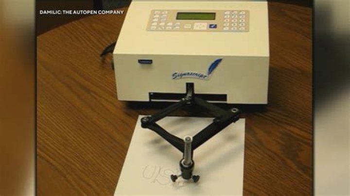 Revolutionizing Document Signing: A Comprehensive Guide to Autopen Machines